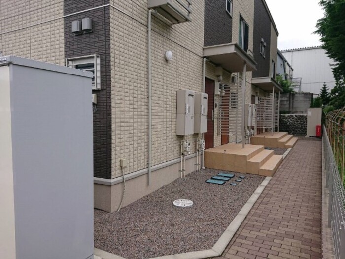 19/20 エントランス