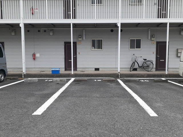 14/20 駐車場