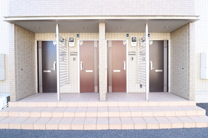 5/8 エントランス