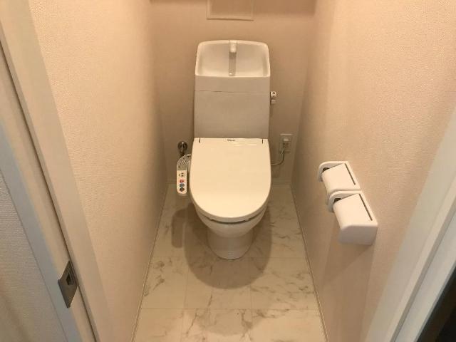 16/30 トイレ