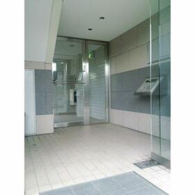 13/16 エントランス