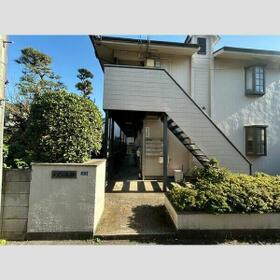 16/16 エントランス