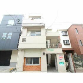 14/19 エントランス