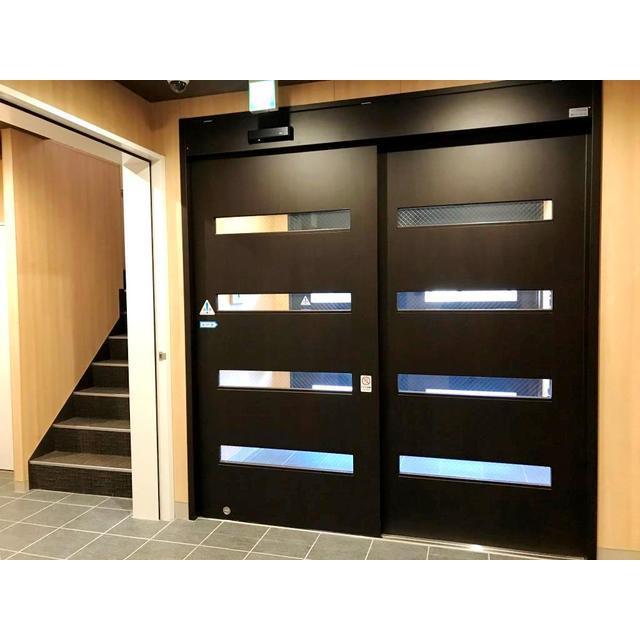 18/24 エントランス