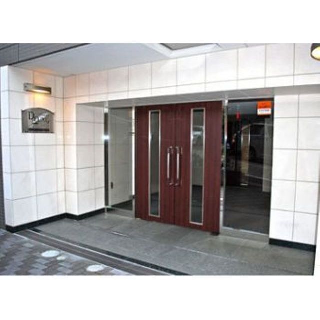 14/21 エントランス