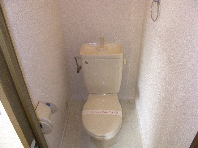 13/30 トイレ