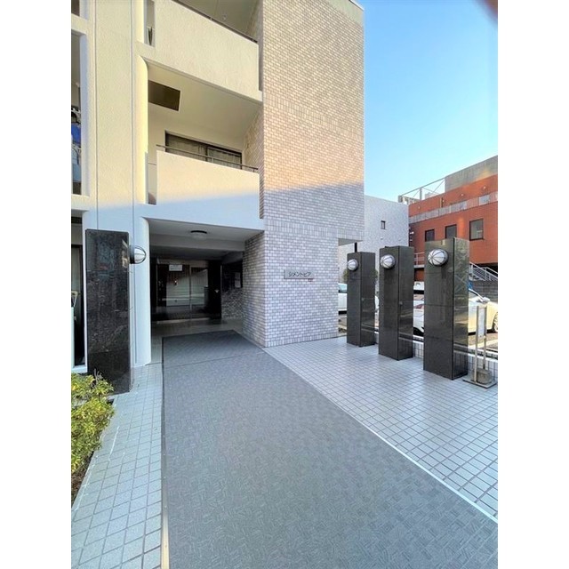 3/8 エントランス