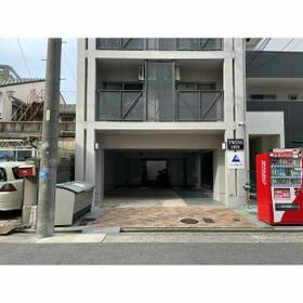 3/4 エントランス