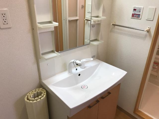 15/28 洗面