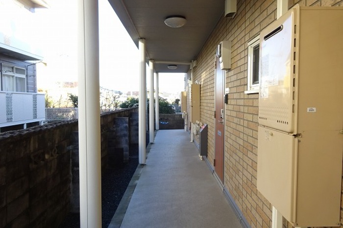 17/19 エントランス