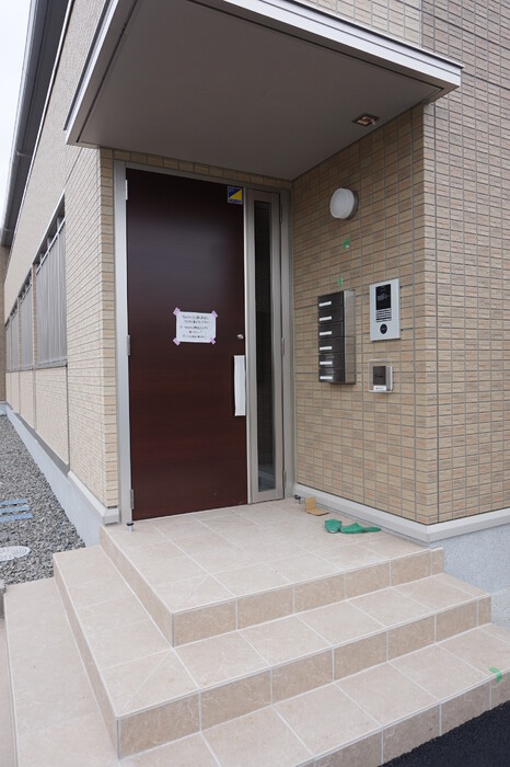 16/25 エントランス