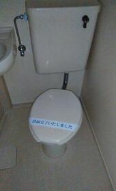 13/16 トイレ