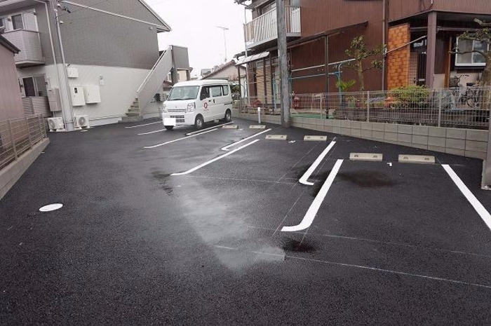 15/16 駐車場