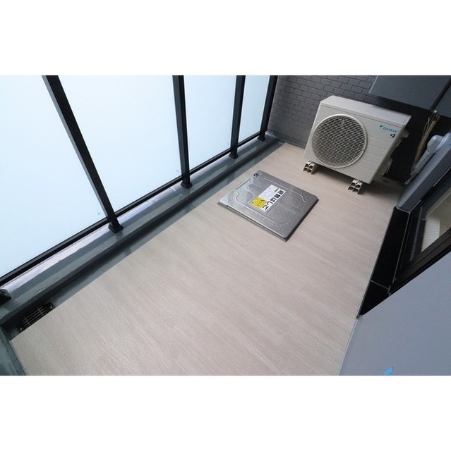 13/21 バルコニー