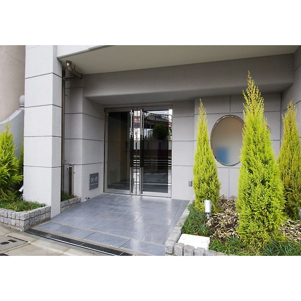 2/8 エントランス