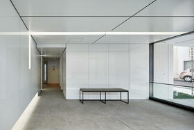 15/16 エントランス