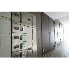 16/18 エントランス