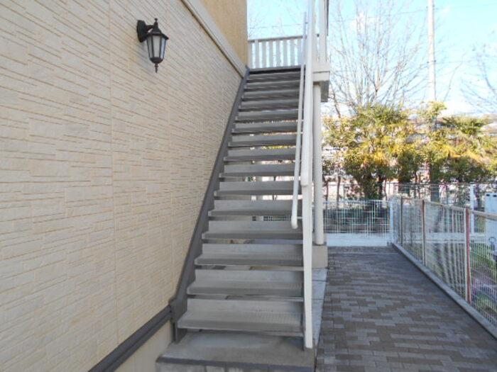 17/19 エントランス