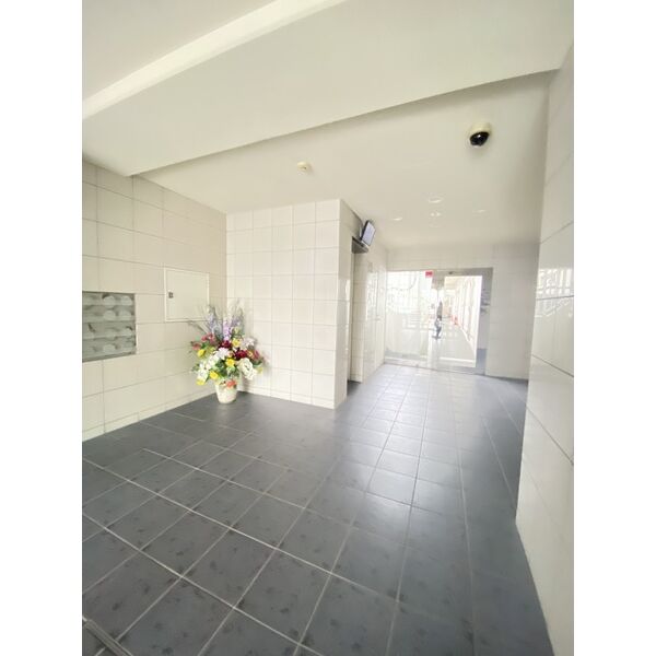 17/24 エントランス