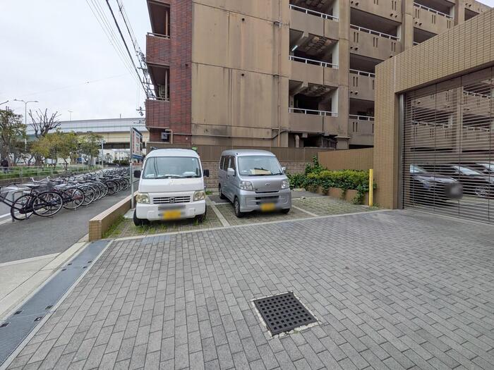 19/20 駐車場