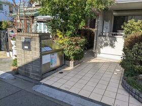 2/8 エントランス