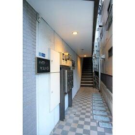 15/23 エントランス