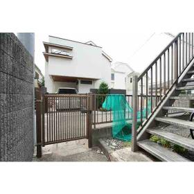 16/21 エントランス