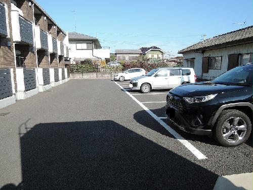 14/22 駐車場