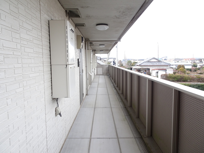 18/20 エントランス