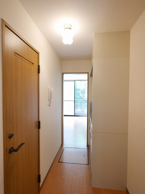 17/30 玄関