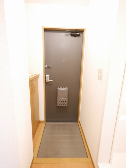 18/30 玄関