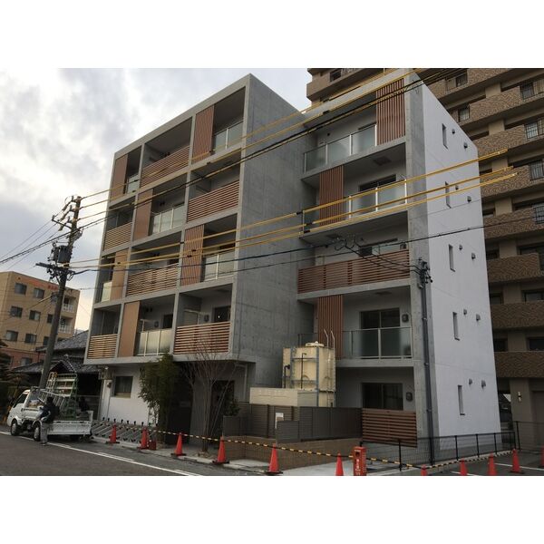 1/28 外観