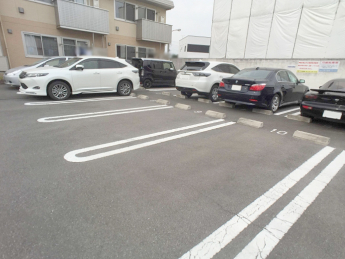 19/25 駐車場