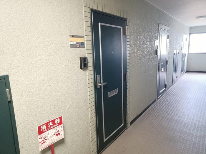 17/19 エントランス