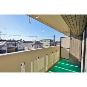 13/20 バルコニー