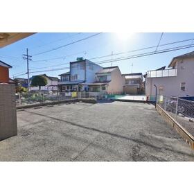 16/20 エントランス