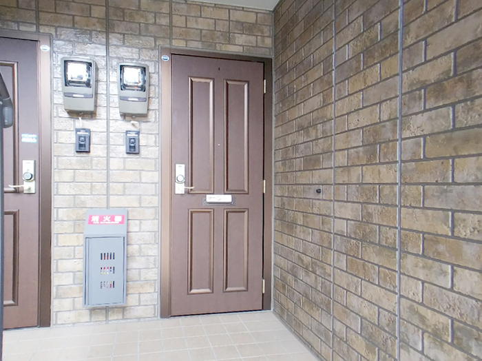 2/5 エントランス