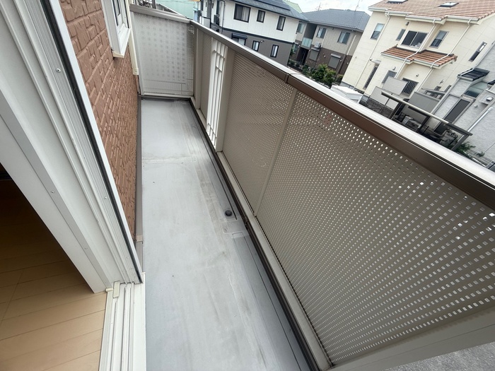 18/28 バルコニー