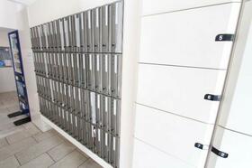 15/16 エントランス