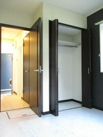 14/23 エントランス