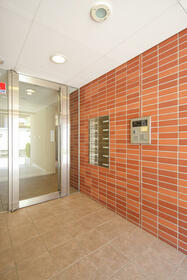 4/5 エントランス