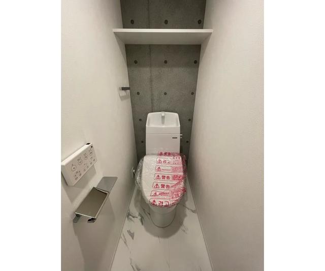 22/30 トイレ