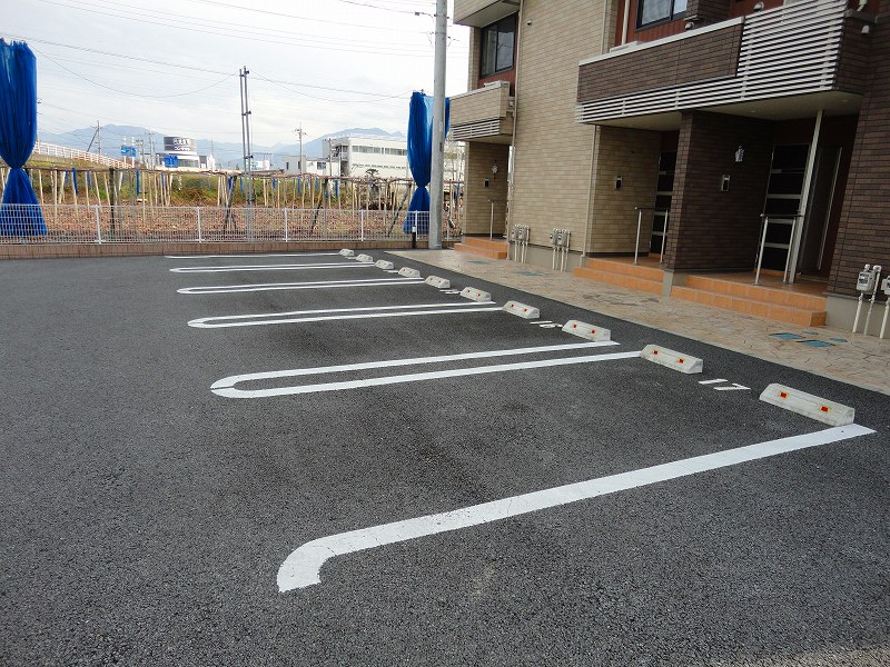 2/8 駐車場