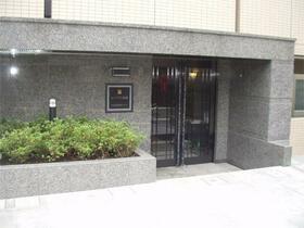 14/14 エントランス