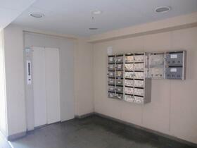 3/4 エントランス