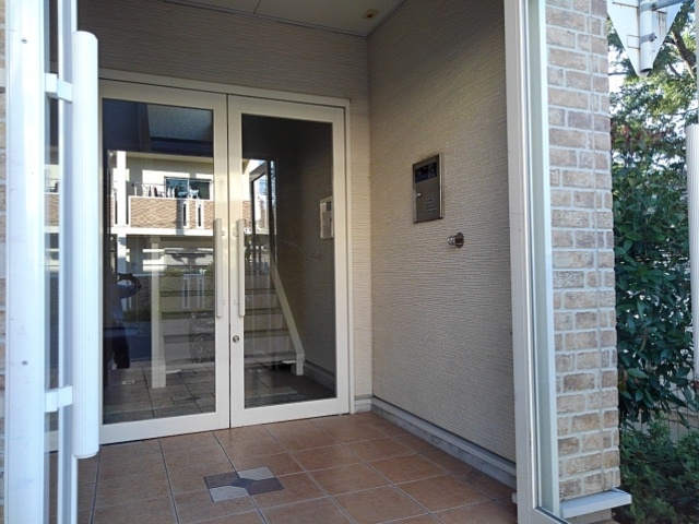 14/20 エントランス