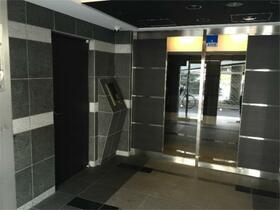 13/15 エントランス