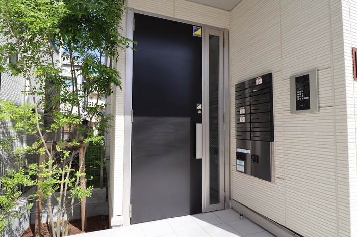 17/19 エントランス