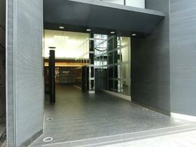 2/2 エントランス