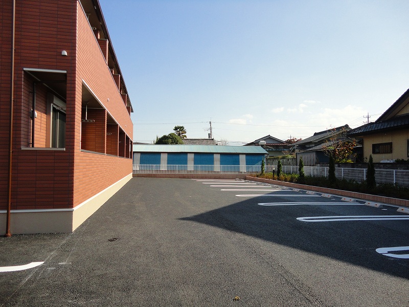 14/20 駐車場